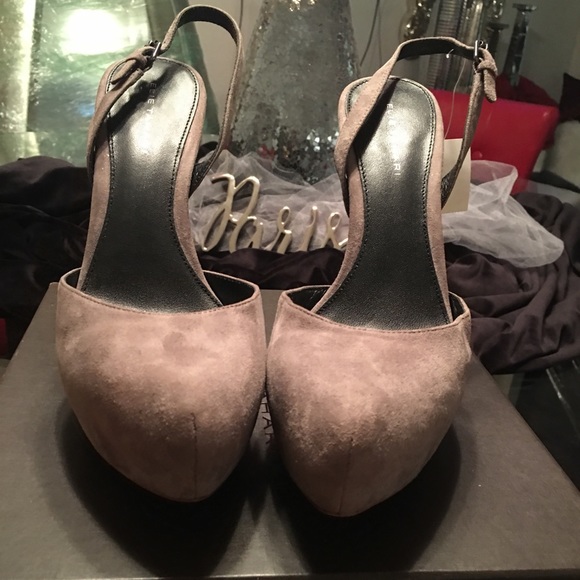 Elie Tahari Gray Slingback ( Size 40.5) - Picture 5 of 5